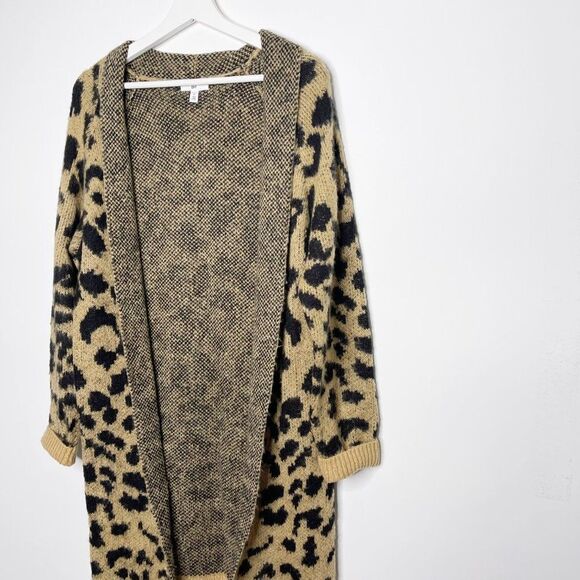 BP Bloggers Favorite Leopard Cardigan - Picture 3 of 15